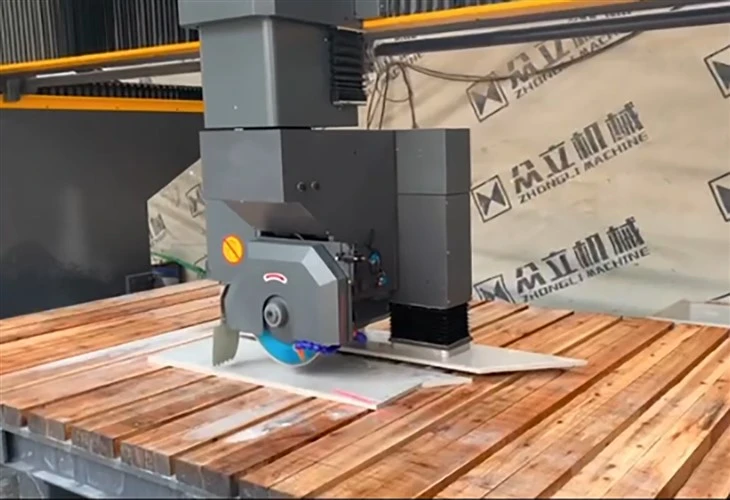 Quartz Cutting Machine